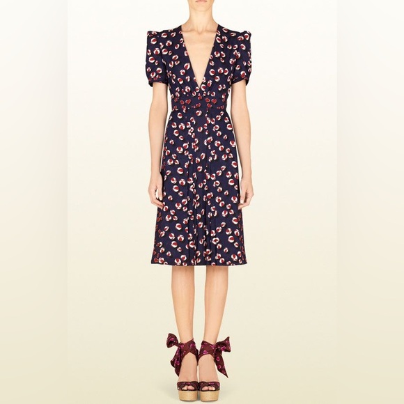Gucci Navy and Red Floral Midi Dress in excellent pre-owned condition. - Picture 4 of 8